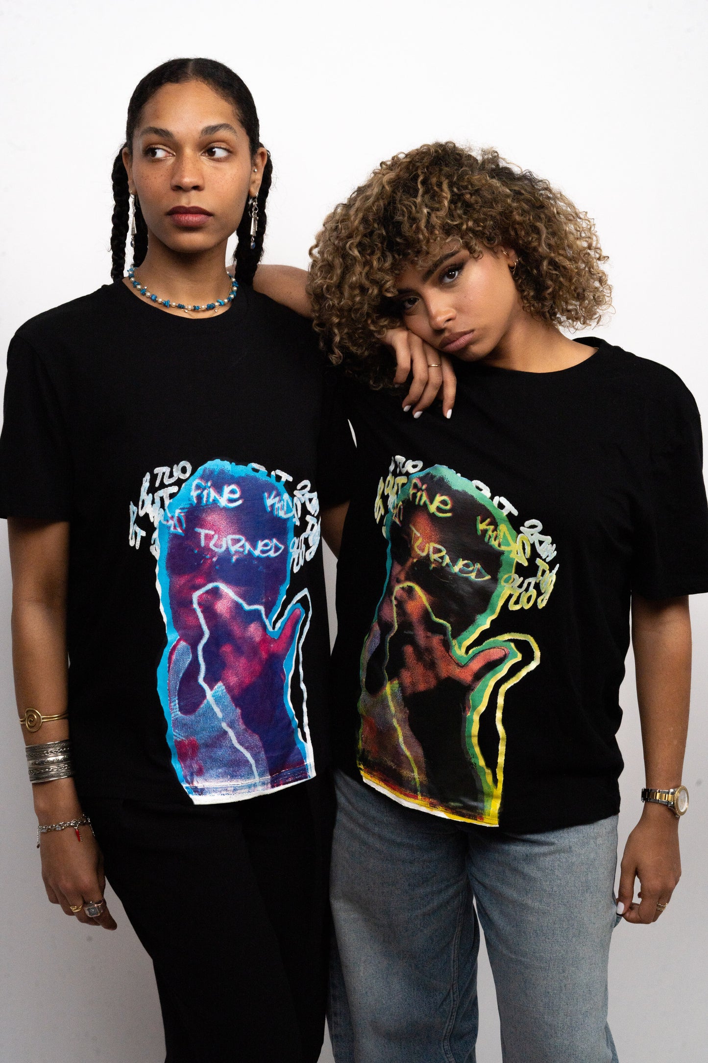T-SHIRT