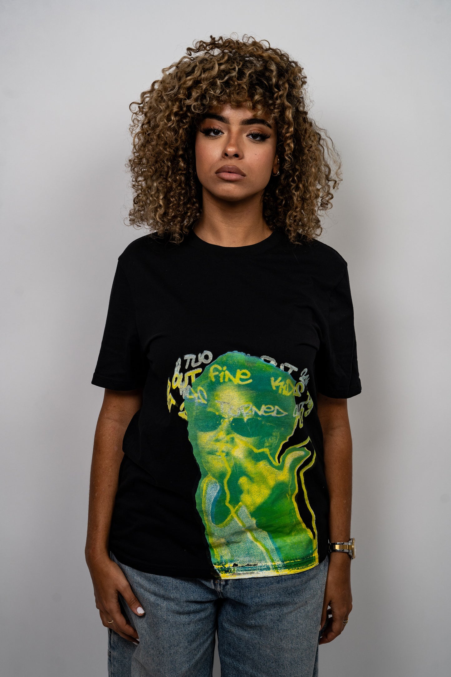 T-SHIRT