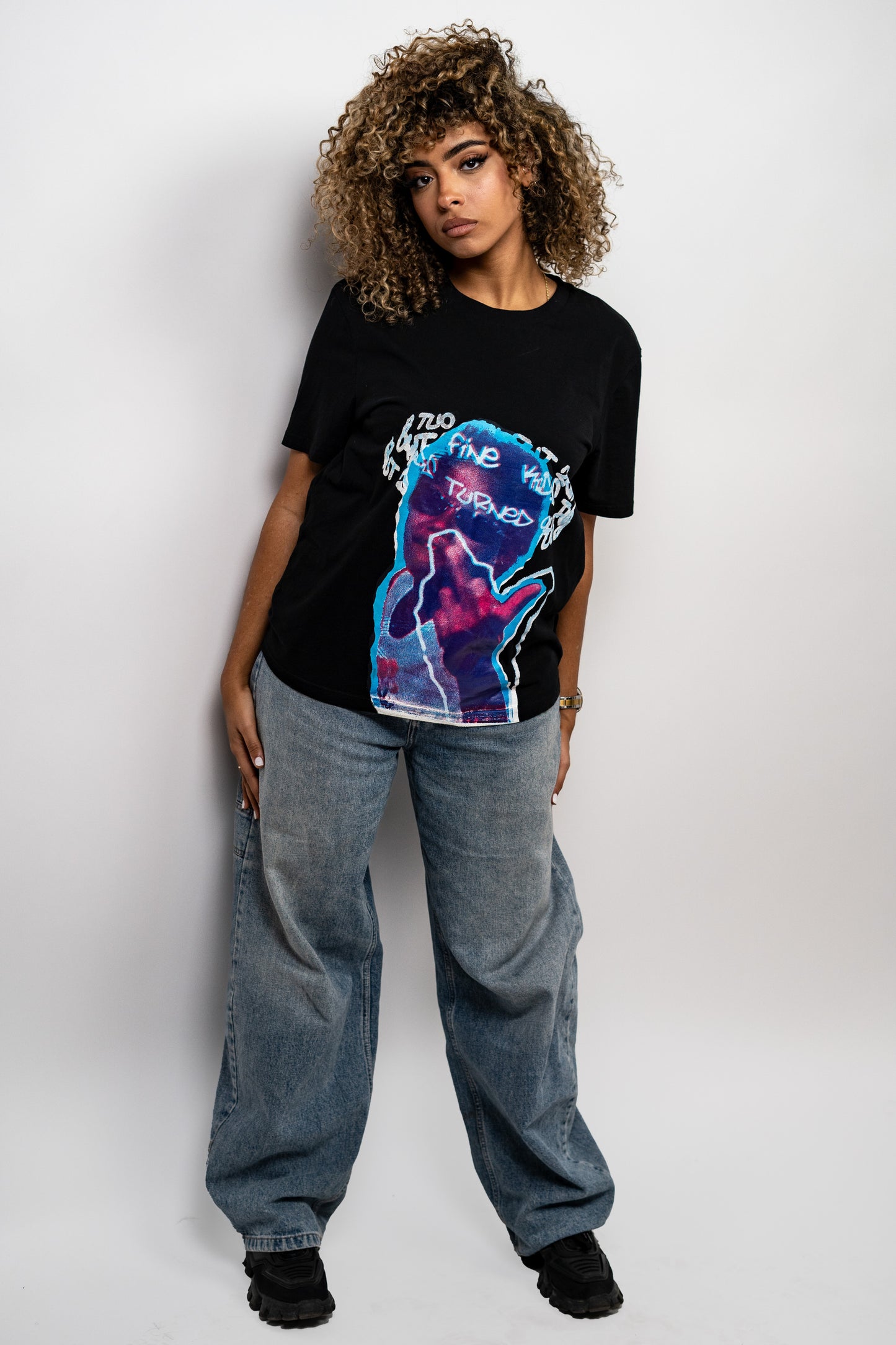 T-SHIRT