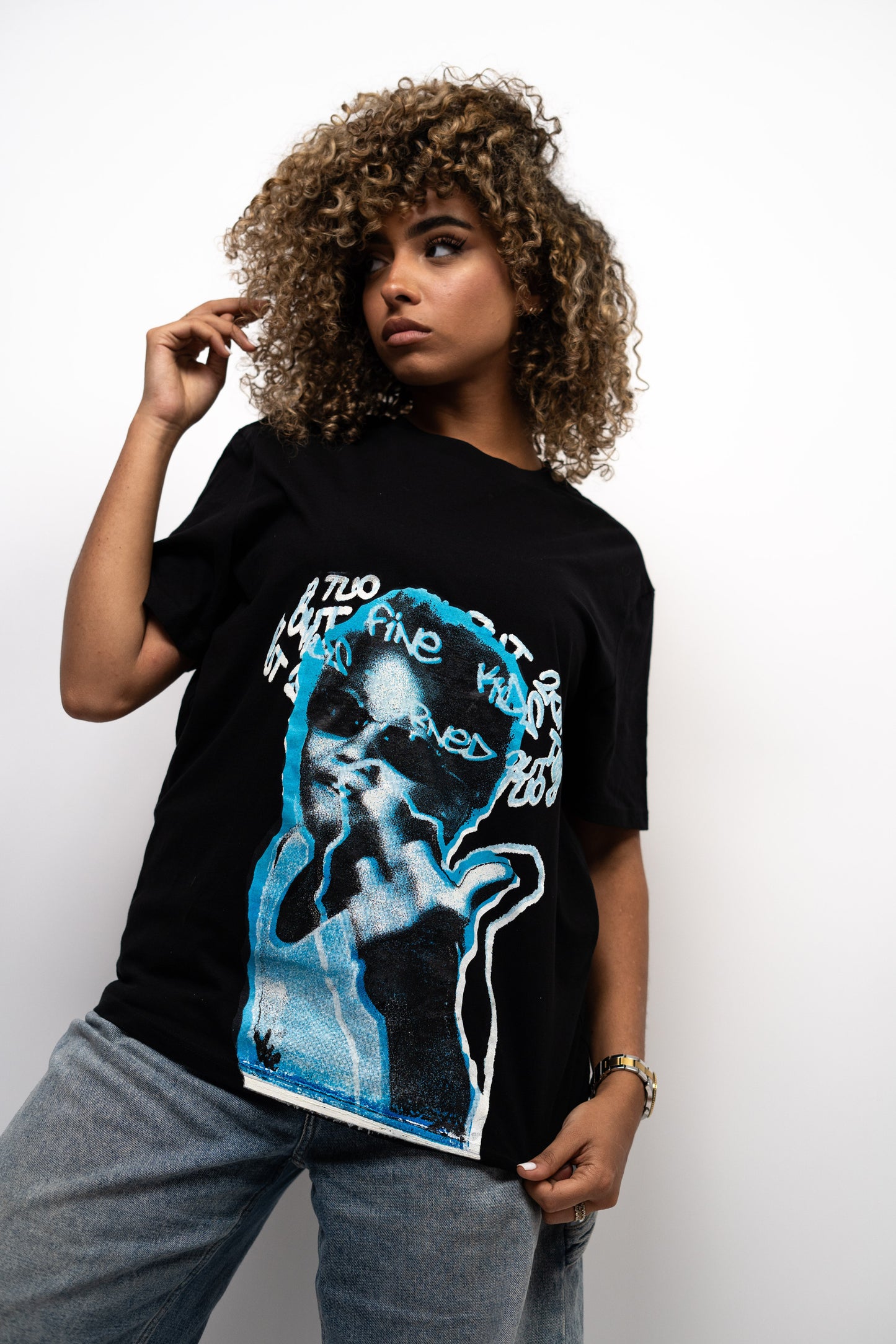 T-SHIRT